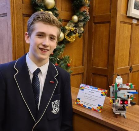 Year 10 student builds hand sanitiser robot